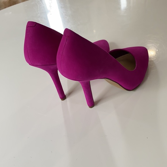 BCBGeneration | Shoes | Bcbg Pink Pumps 